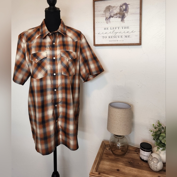 Pendleton Other - NWT PENDLETON THE BISHOP S/S SHIRT